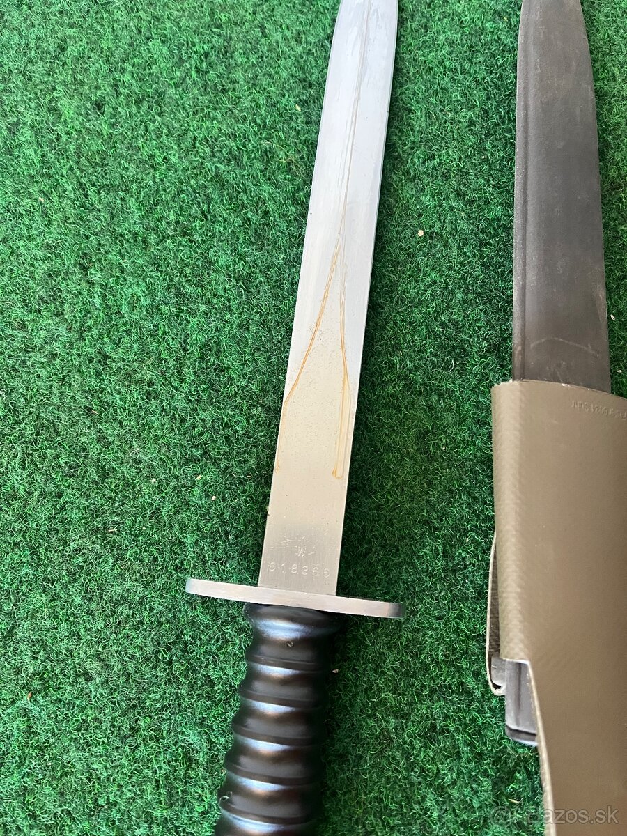 Švajčiarsky útočný nôž sig m57 - 6