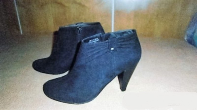 PREDAM DAMSKE CIZMY, KOTNICKY, BALERINKY, SNEHULE - NOVE - 6