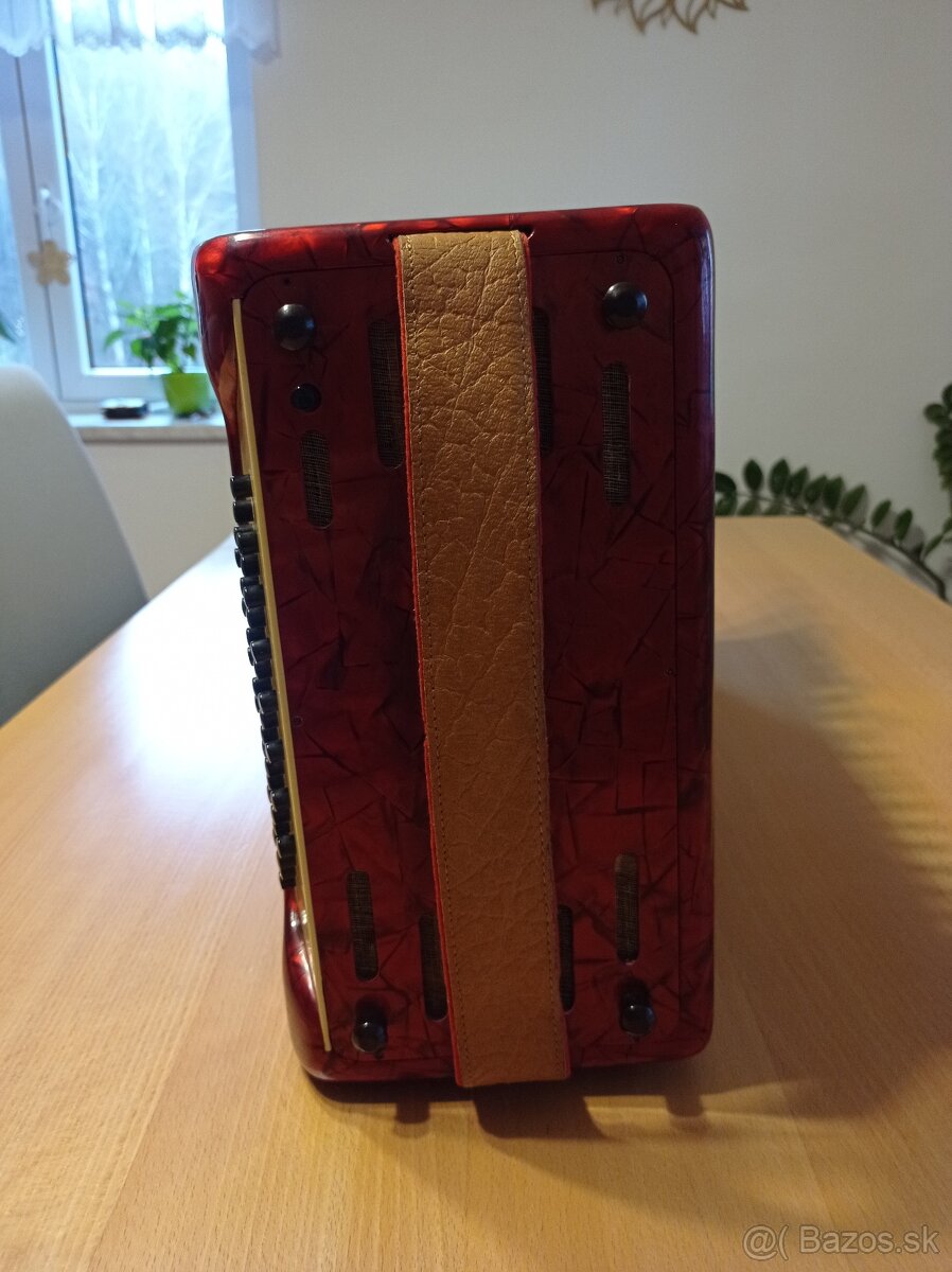 Harmonika, klávesový akordeon - 6