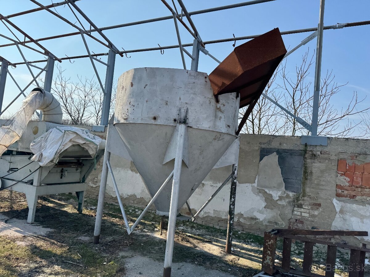 Predávam čističku obilia PETKUS gigant - 6