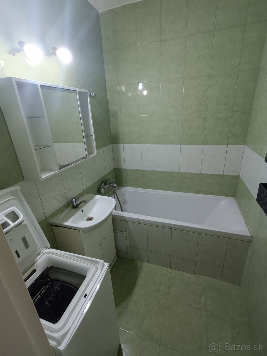 1-izbový byt - Sekčov - 6