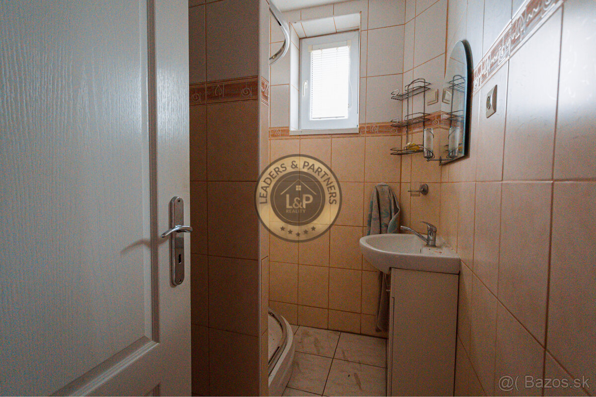 5 izbový, dvojpodlažný RD-VALALIKY, 200 m2 - 6