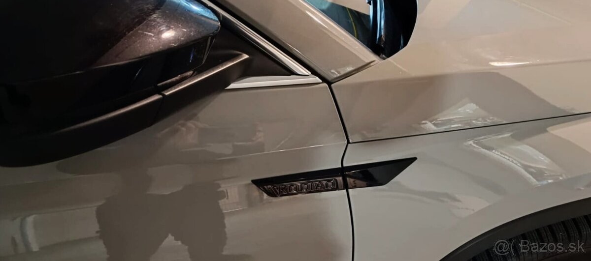 Čierne nápisy na blatník pre ŠKODA modely - 6