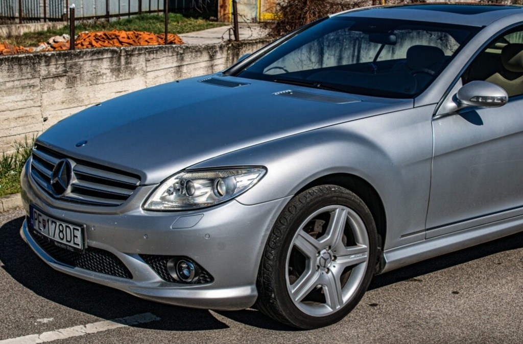 Mercedes-Benz CL 500 V8 - 6