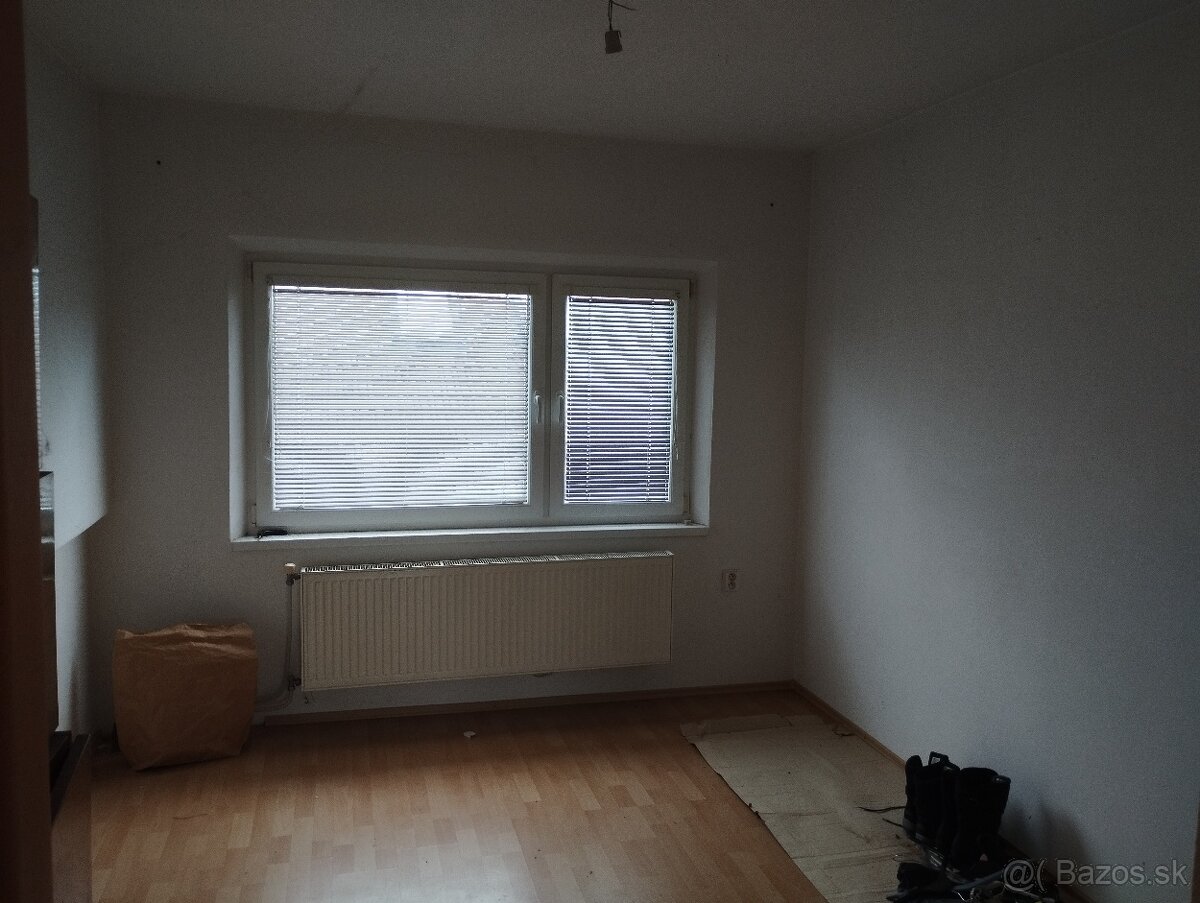 Predám rodinný dom Martin-Strane - 6