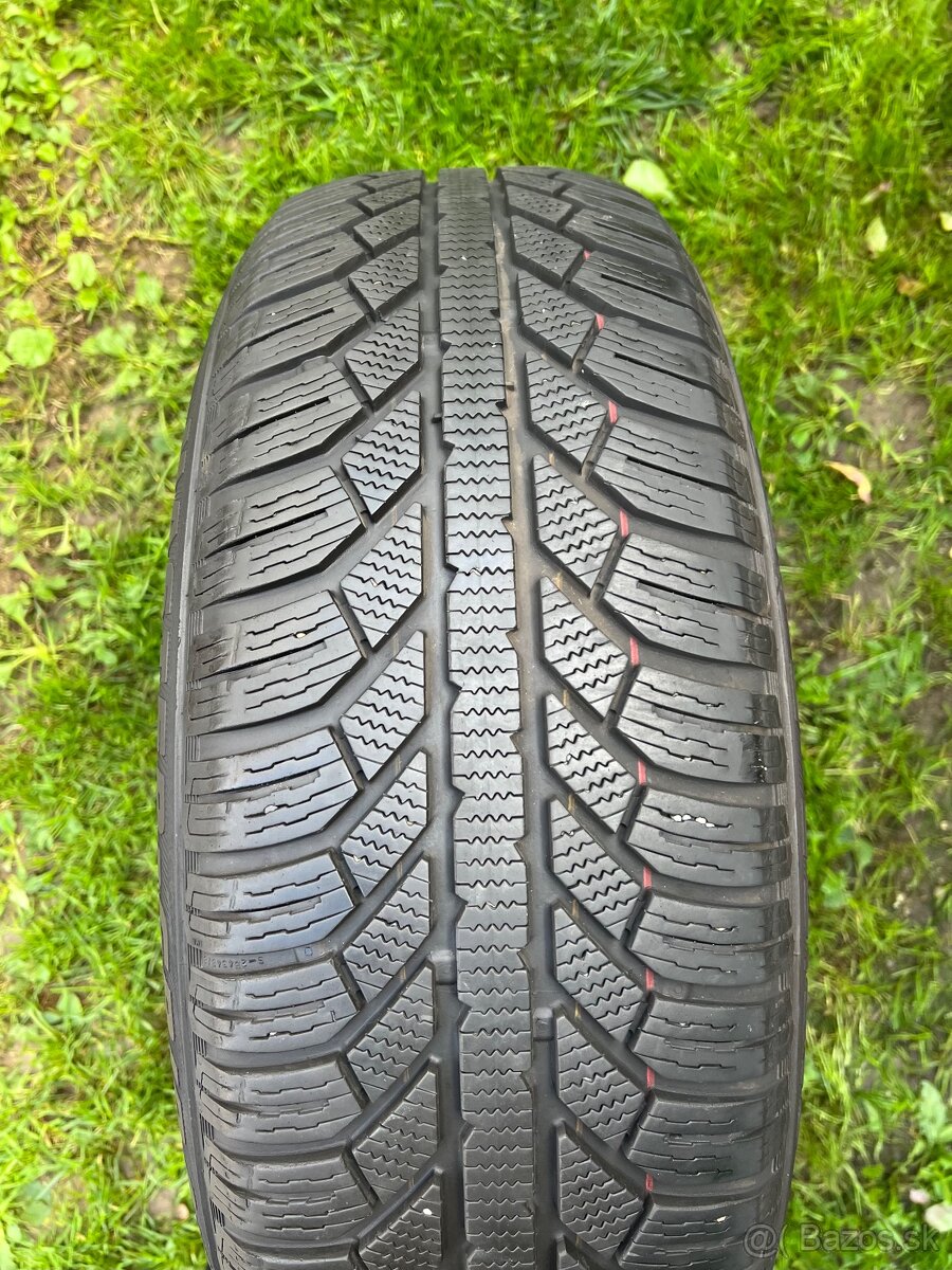 215/65 r17 zimné SEMPERIT 99H - 6