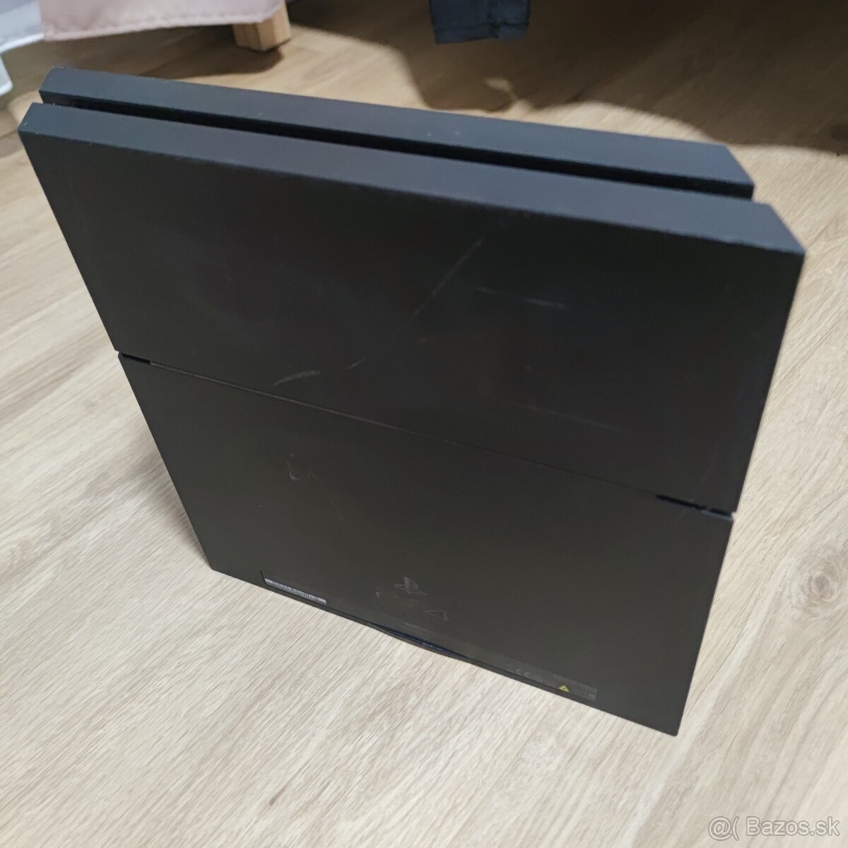 PlayStation 4 – 1 TB (CUH-1216A) - 6