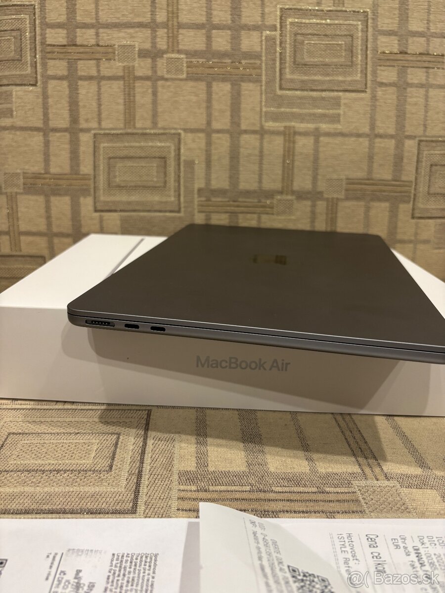 Mac book air 13” , M3 , 16 Gb , 512 GB , do 10/26 v záruke, - 6