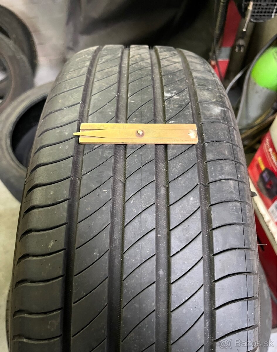 215/65 r17 letné Michelin - 6