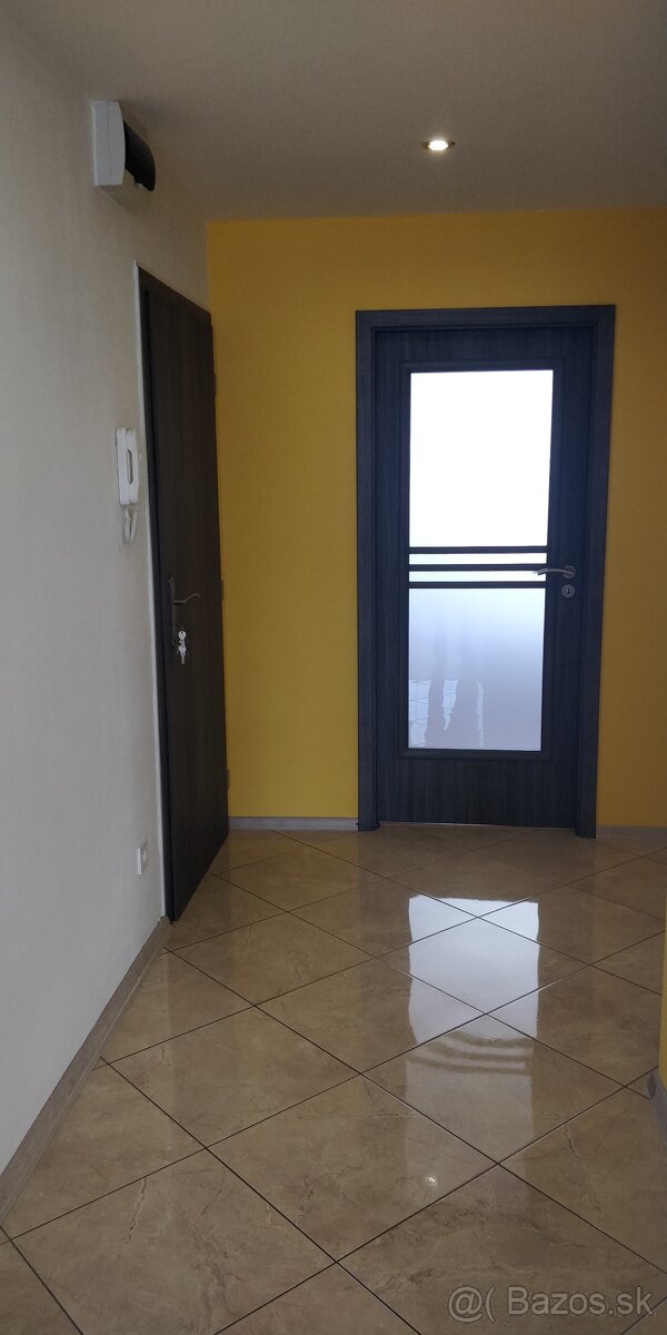 3 - izbový byt v Humennom - 6