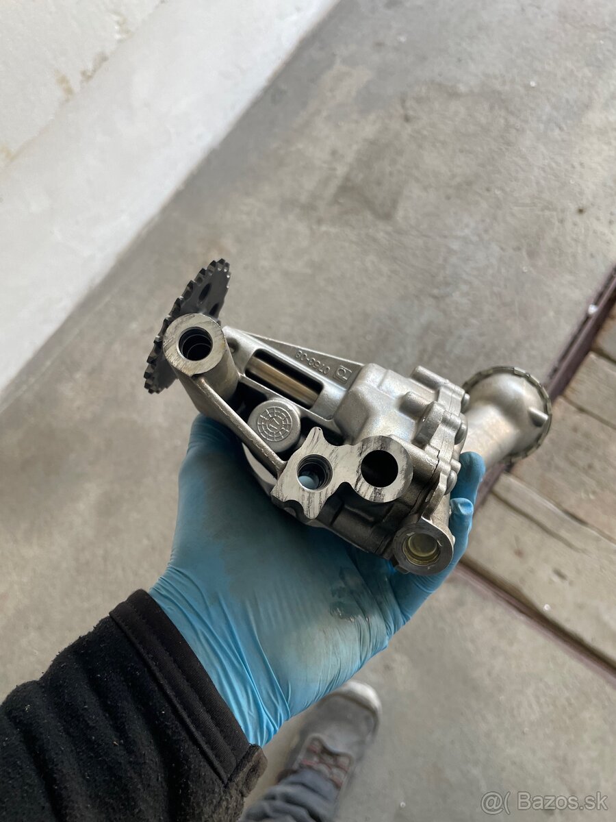 Olejové čerpadlo Renault Megane 4 2018 - 6