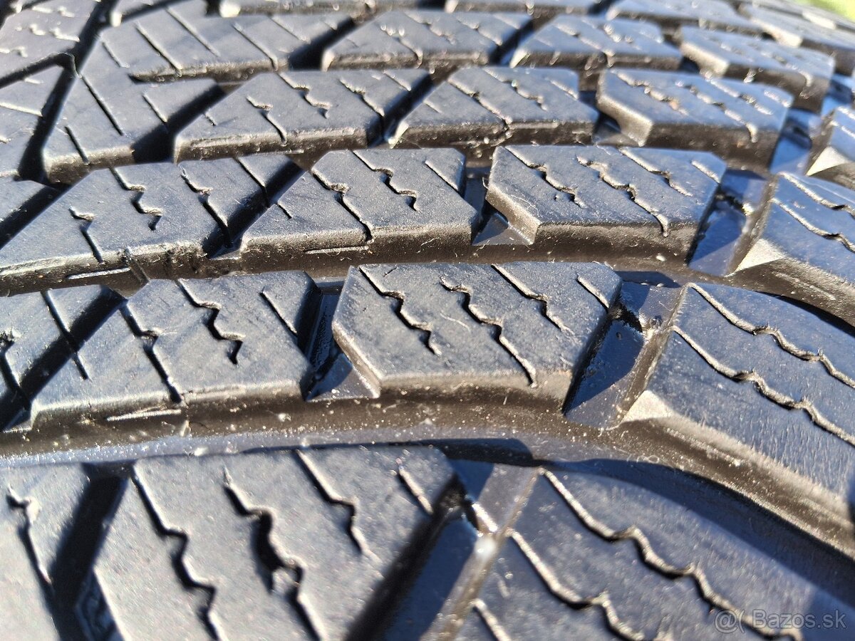 285/40 r21 zimne pneumatiky - 6