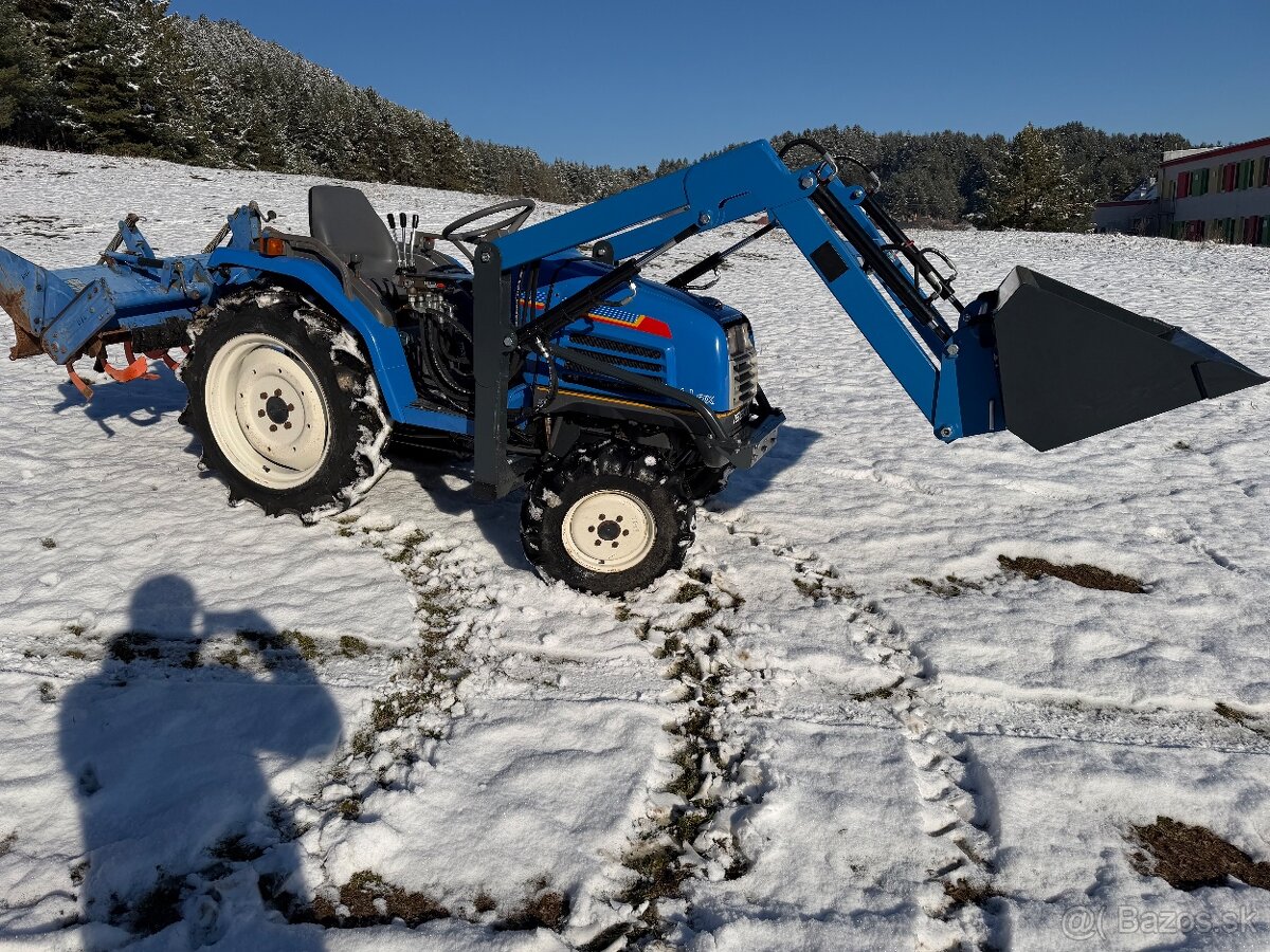 Iseki Sial 19 s Čelným Nakladacom 4x4 - 6