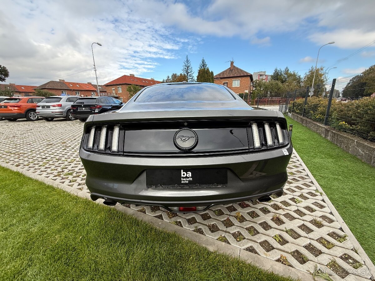 FORD MUSTANG - servisna historia , kupene na SR - 6