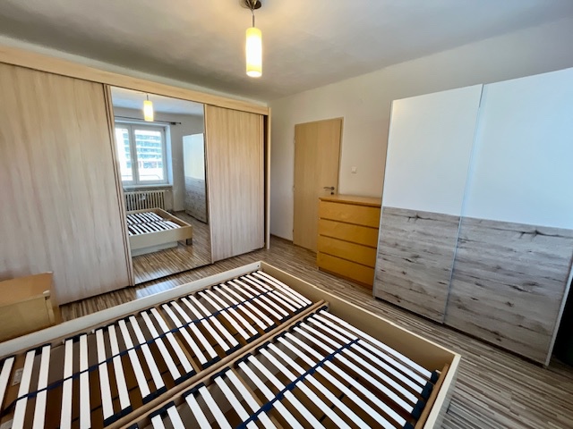 2-izb.byt, centrum mesta, 55m2, čiast.zariadený, pivnica - 6