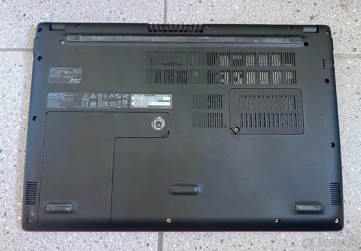 Acer Aspire 3/ Intel 4 jadro / 4 GB RAM / SSD+HDD/ 15.6"FHD - 6