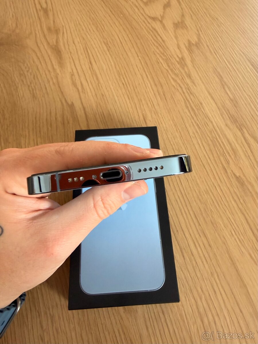 Predám iPhone 13Pro Sierra Blue 128GB - 6