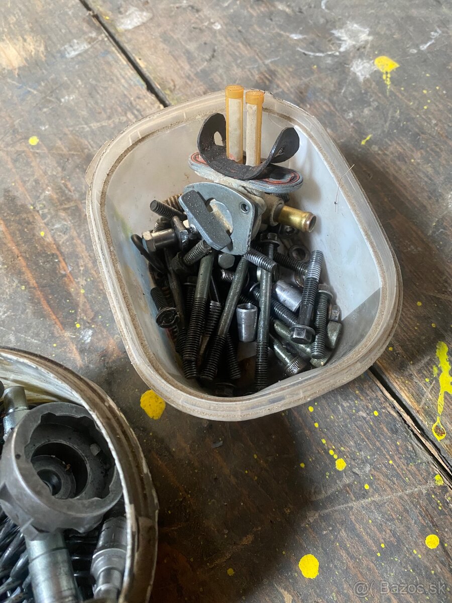 Yzf 426 2002 náhradné diely - 6