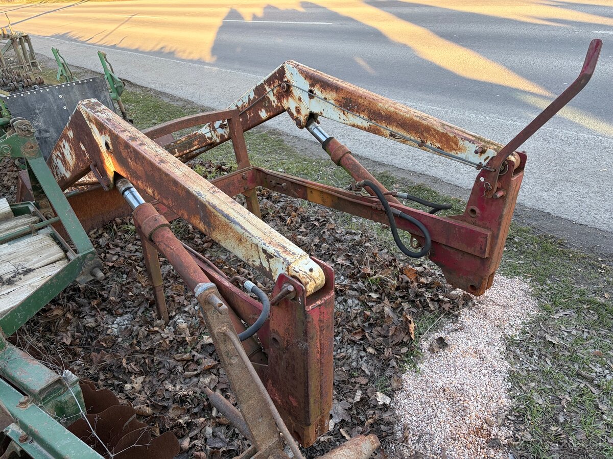 Čelný nakladač na traktor - 6