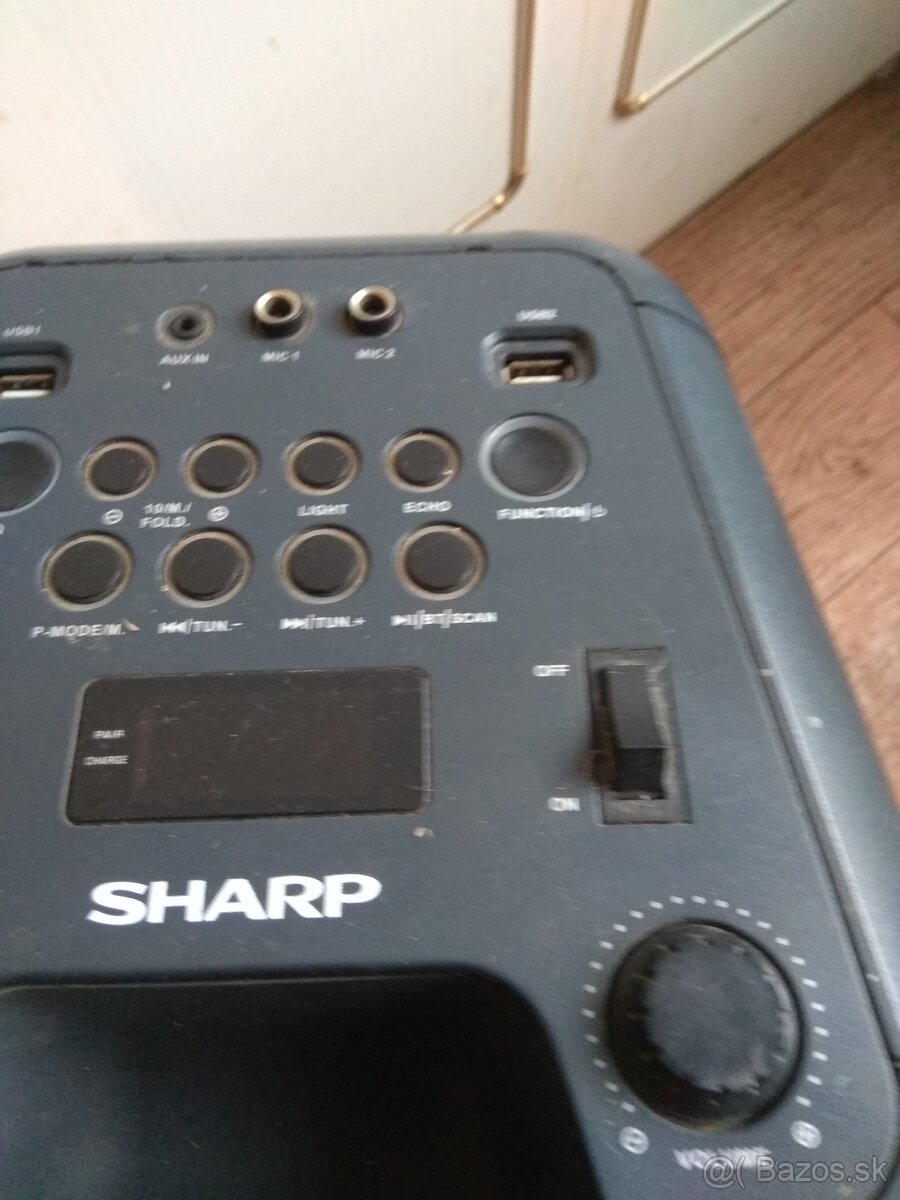 SHARP PRENOSNý REPRODUKTOR NA ND - 6