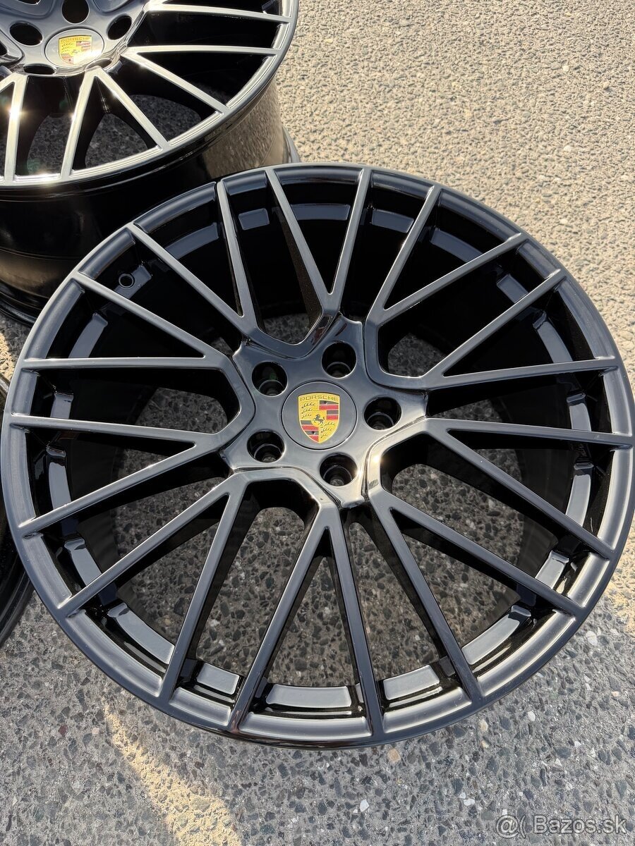 Original Porsche Cayenne Coupe E3 - 22” - 6