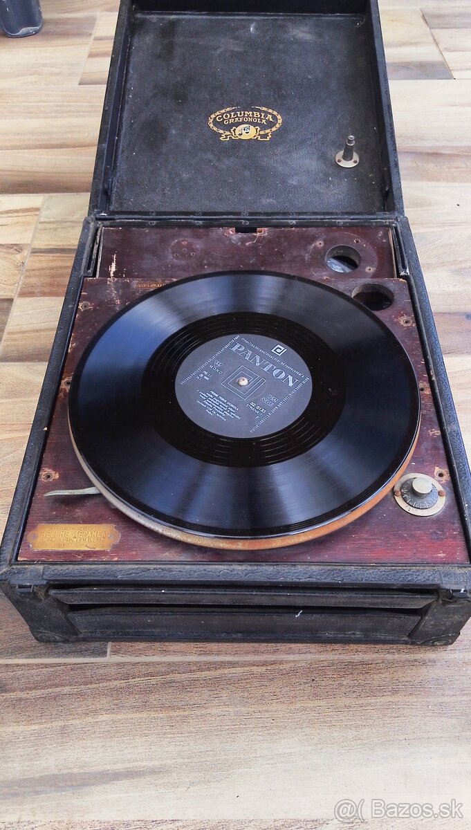 Prodám americký gramofon od Columbia na kliku . - 6