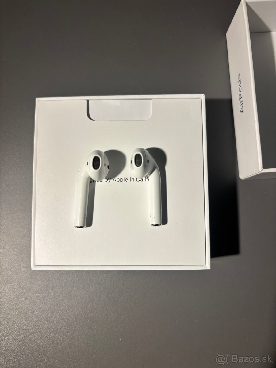 Apple Airpods 2. Generácia - 6