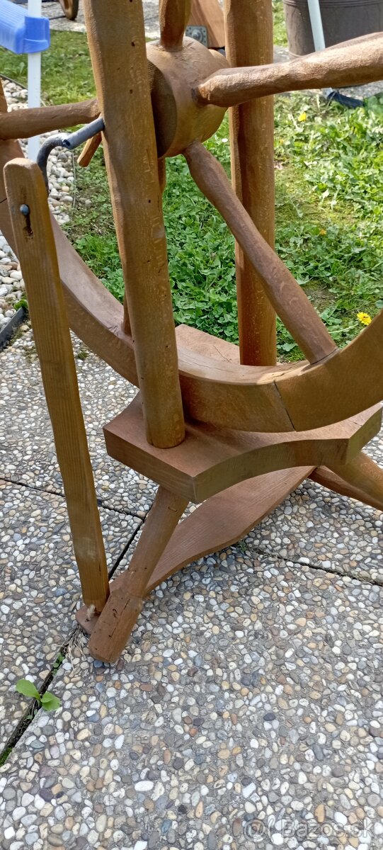 Starý drevený kolovrátok - 6