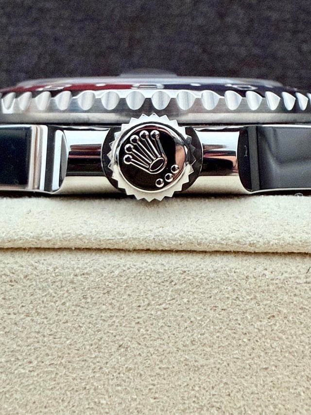 Rolex GMT Master II Pepsi - 6