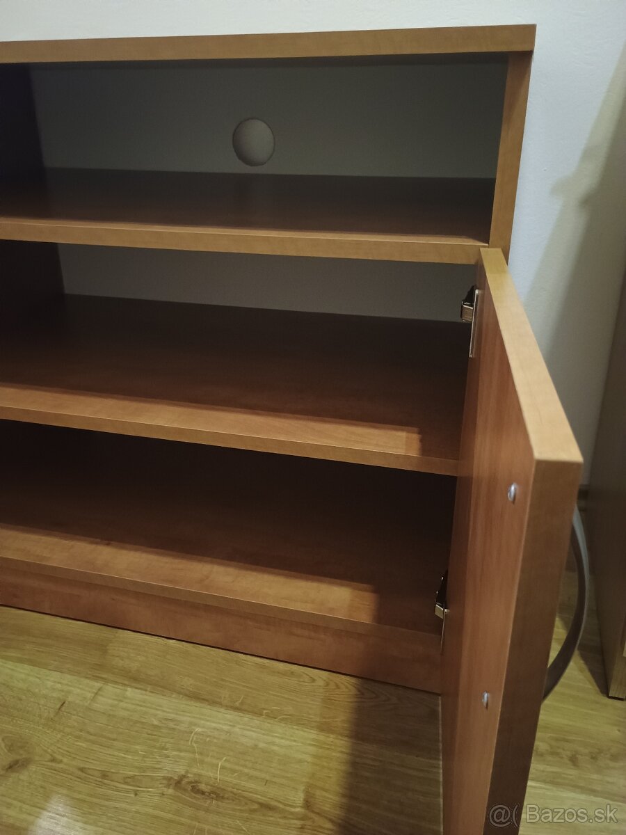 Skrinka pod TV s uloznym priestorom - 6