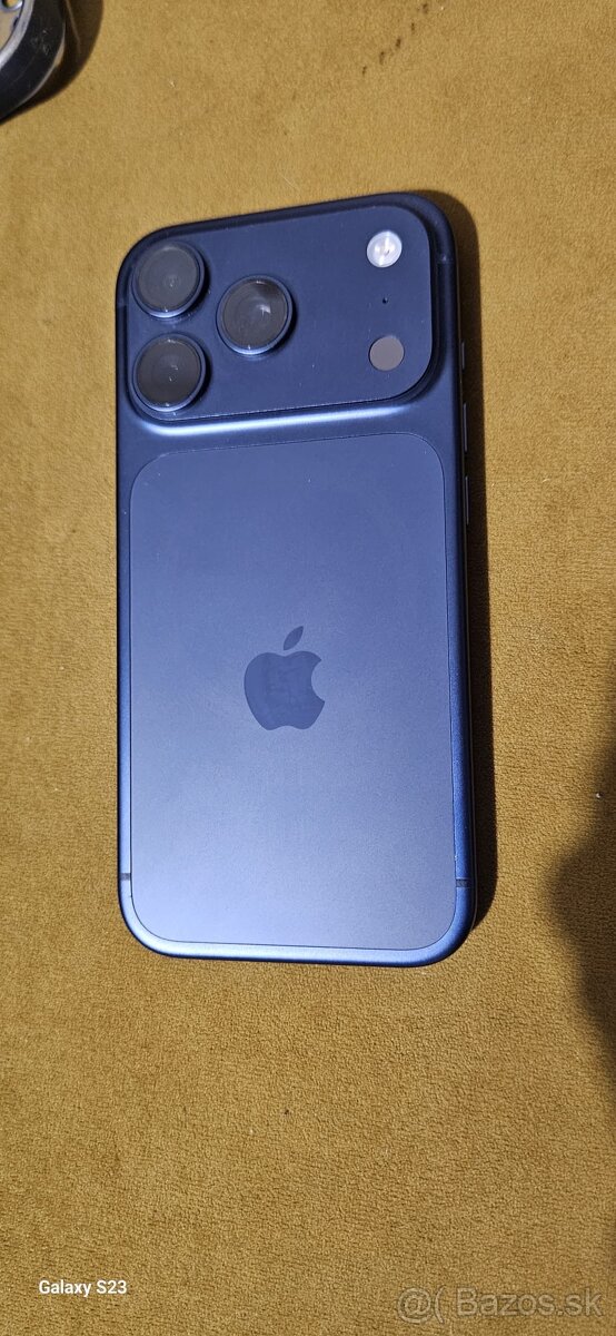 Predám iPhone 17 Pro 256gb Deep Blue - 6