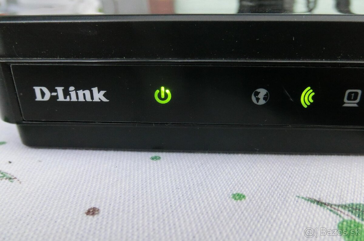 Router D-Link DIR-600 . - 6