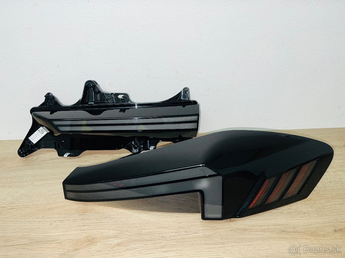 BMW XM G09 zadní světla - 6