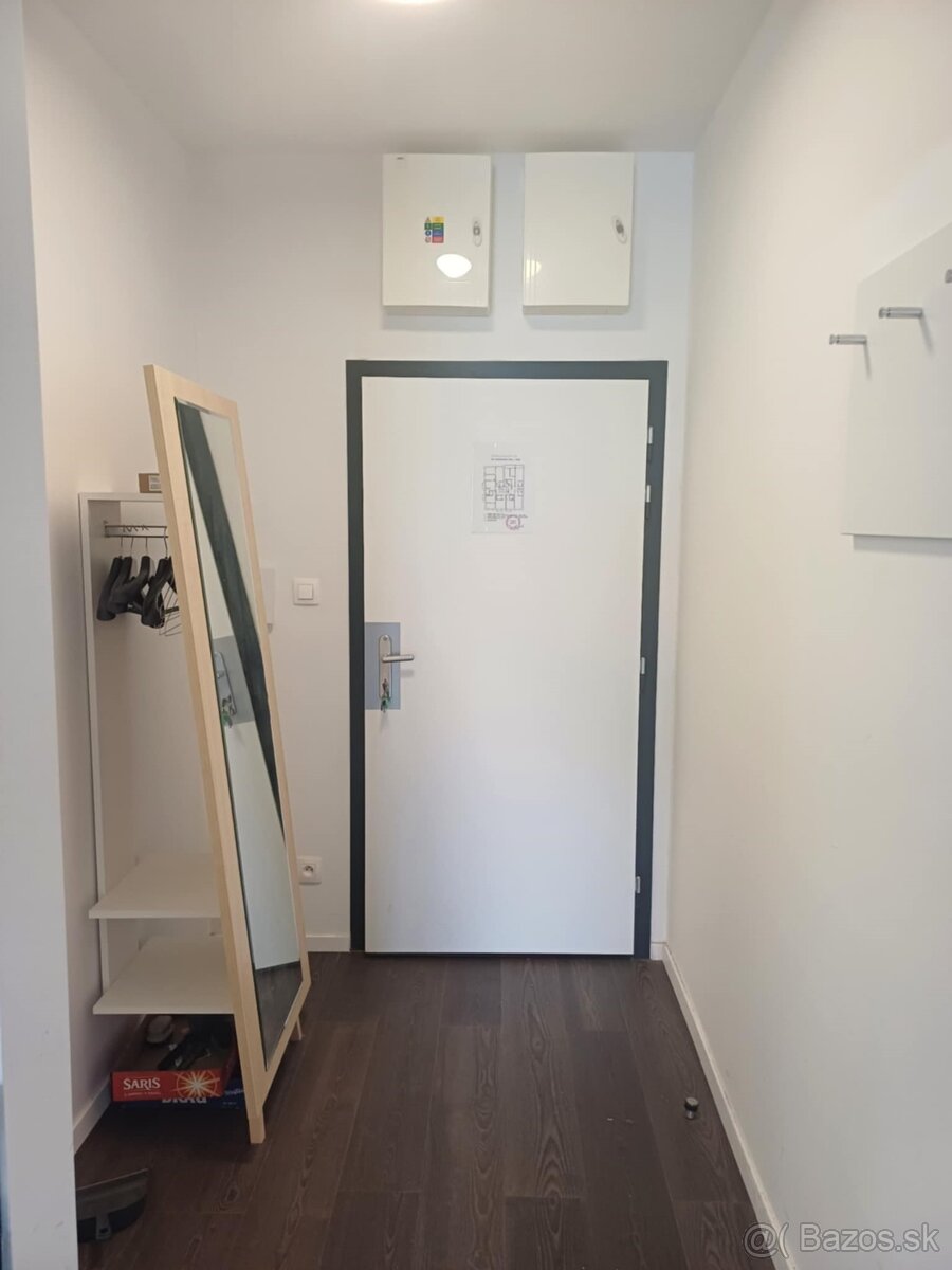 Ponúka na predaj 2-izb. byt, Žilinská ul., BA - Staré Mesto - 6