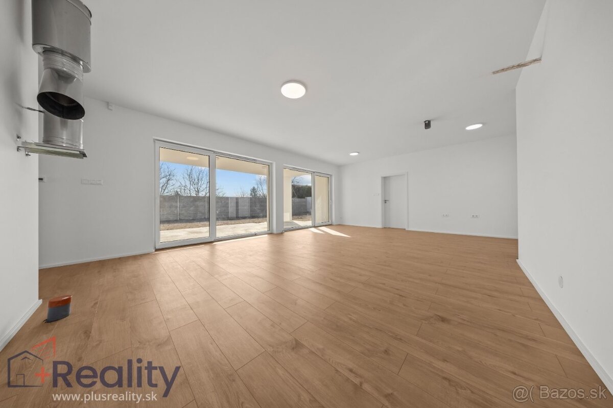 Moderný štvorizbový samostatne stojaci rodinný dom na predaj - 6