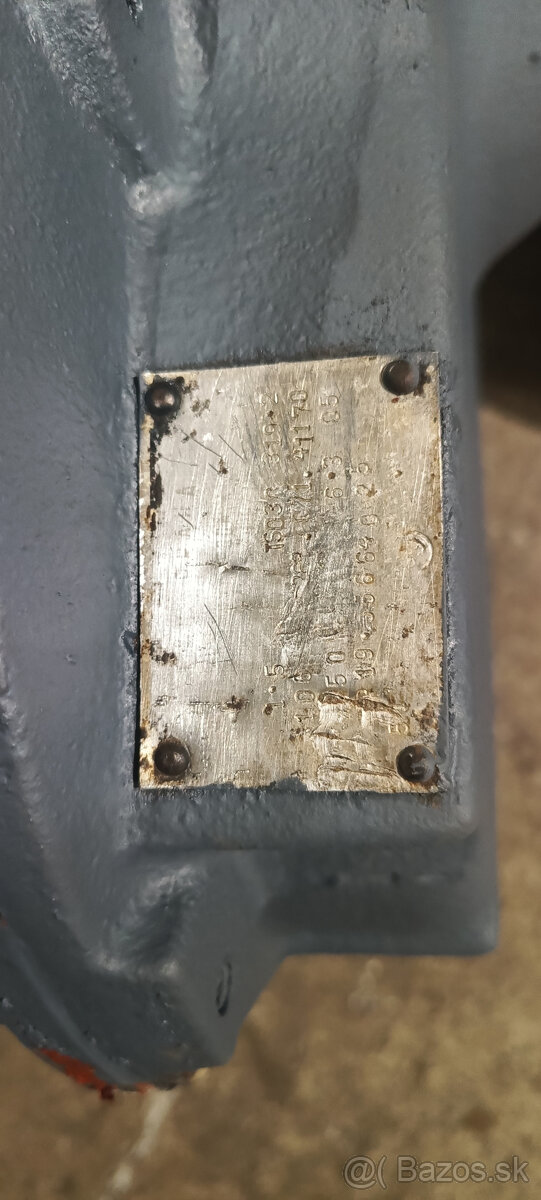 Elektromotor s prevodovkou - 6