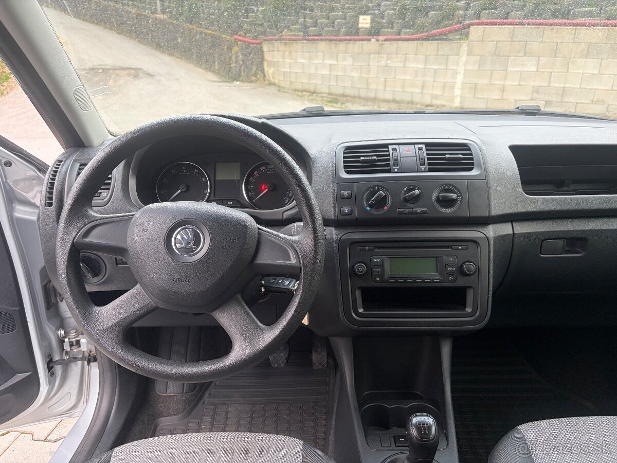 Skoda fabia2 1.2 2013 - 6