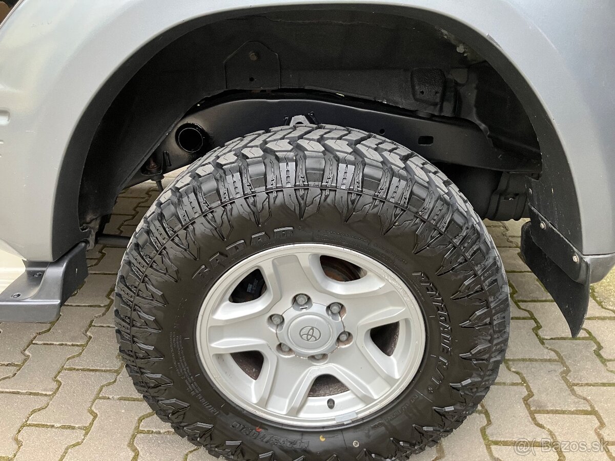 Toyota Land Cruiser J90 - 6