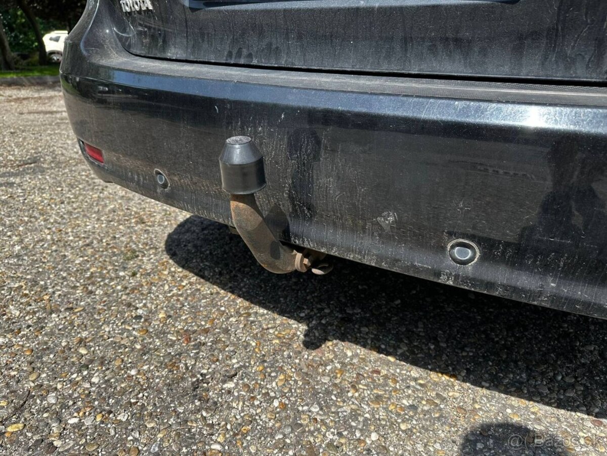 Toyota Avensis combi 2.2 D-4D Exclusive - 6