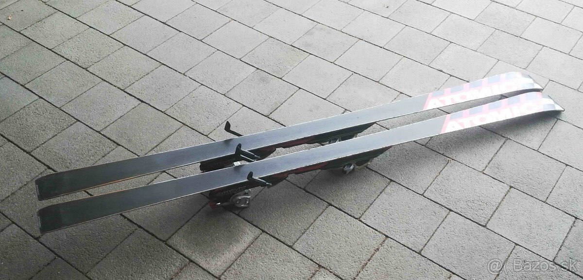 Predám zjazdové lyže Atomic GS2M - 6