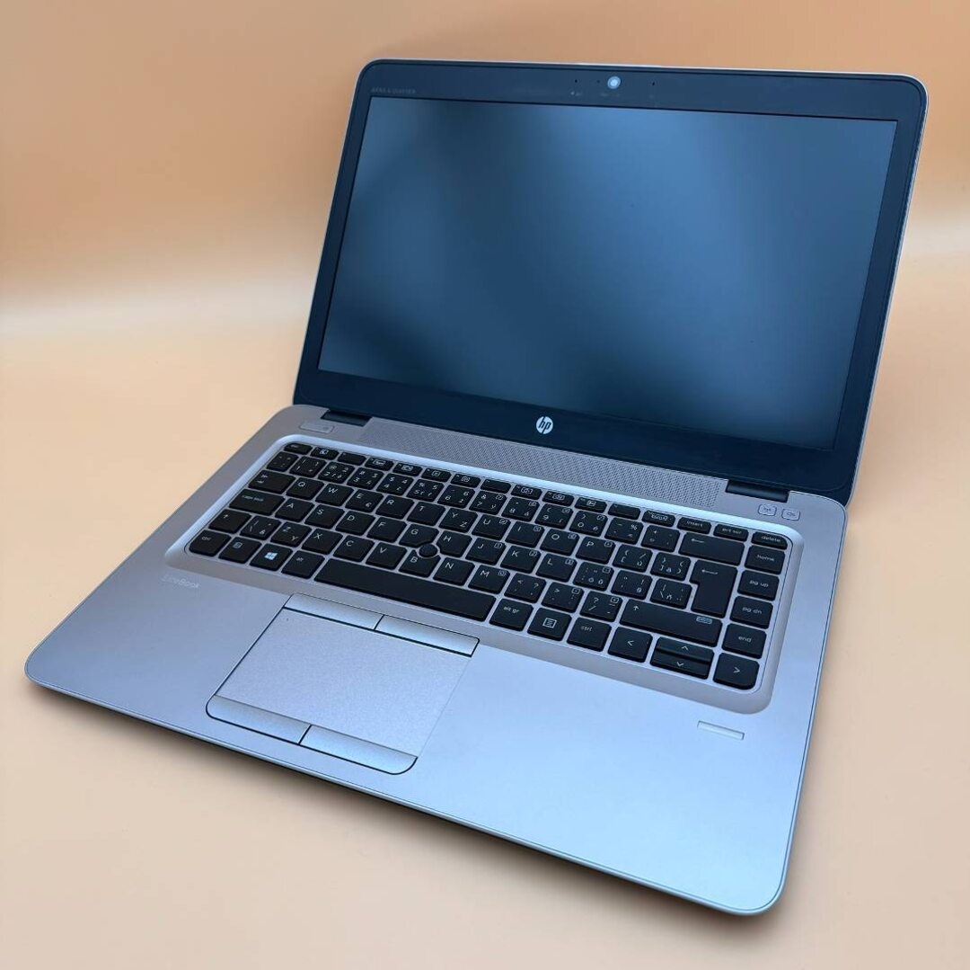 Notebook 14" HP.AMD PRO A10-8730B 4x2,40GHz.8gb ram.256gSSD - 6