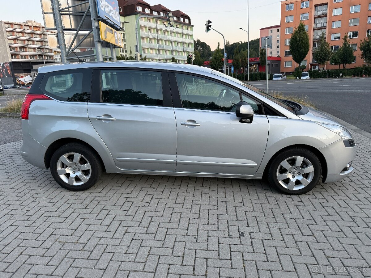 Peugeot 5008 1.6HDI 80kw—2010—manuál—149.000km - 6
