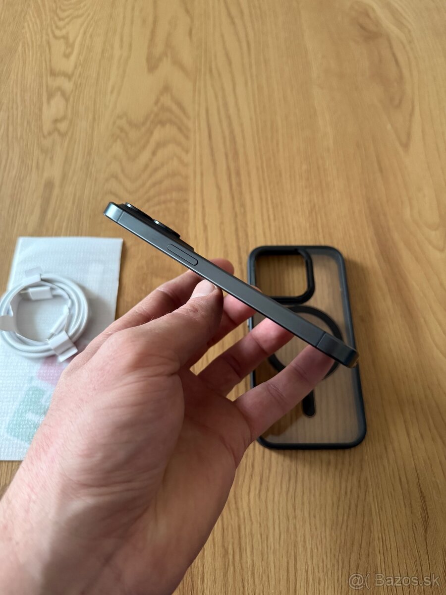 iPhone 15 Pro 256 gb Black Titanium v záruke + príslušenstvo - 6
