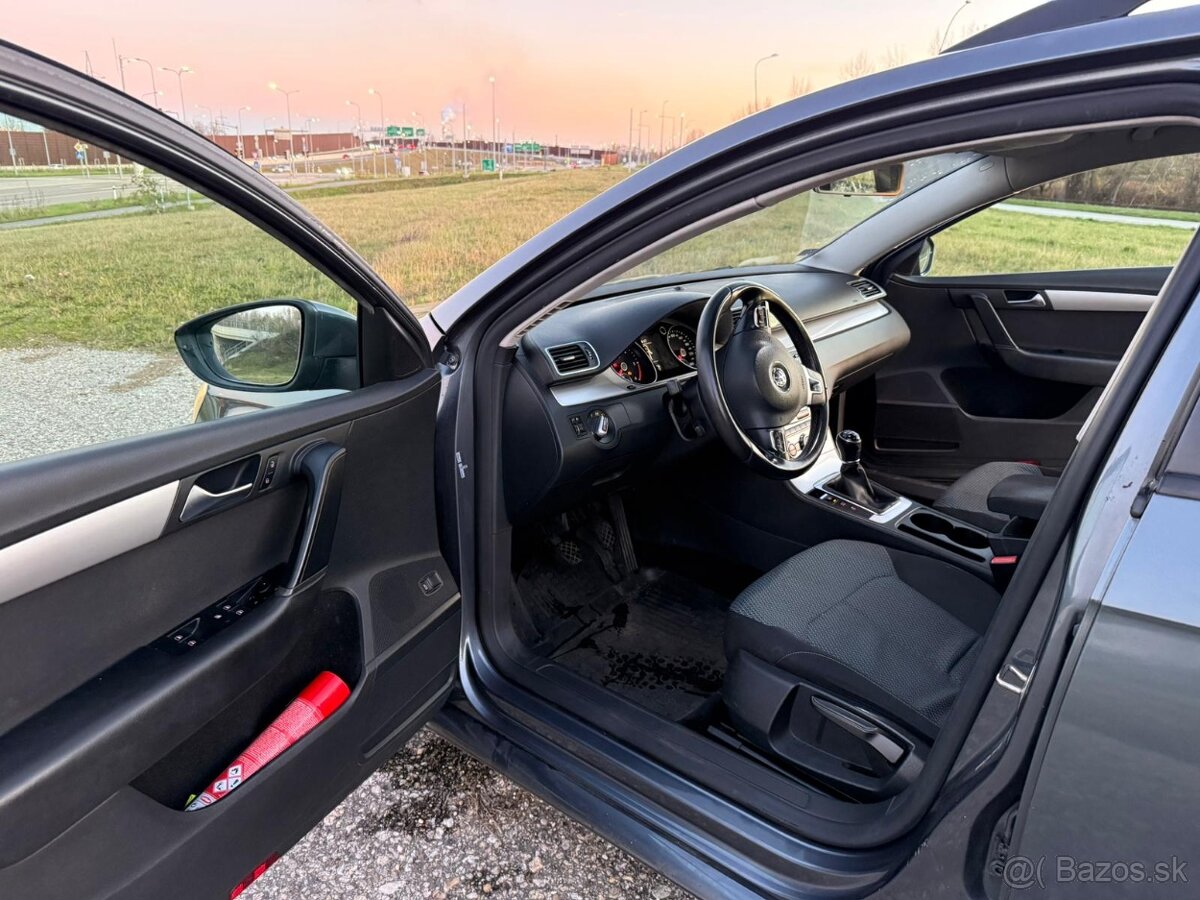 Volkswagen PASSAT 1.6TDI 2012 B7 - 6