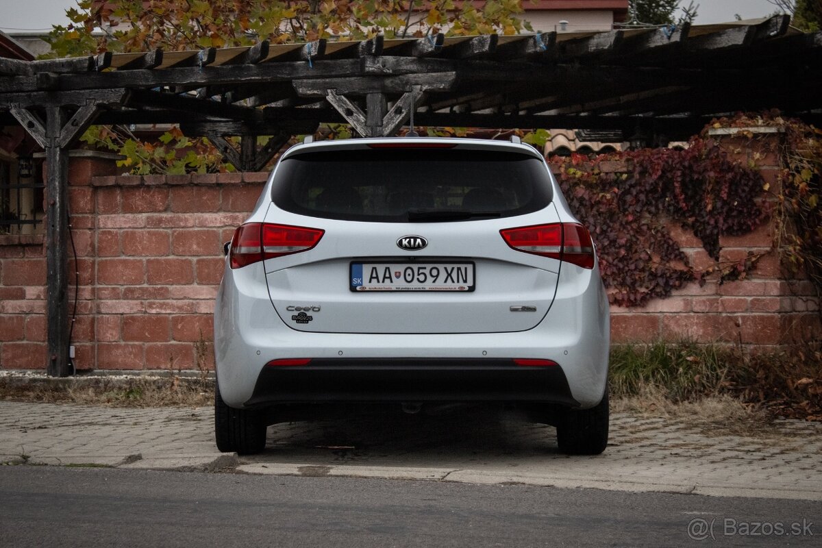 Kia Ceed SW 1.6 GDi - 6