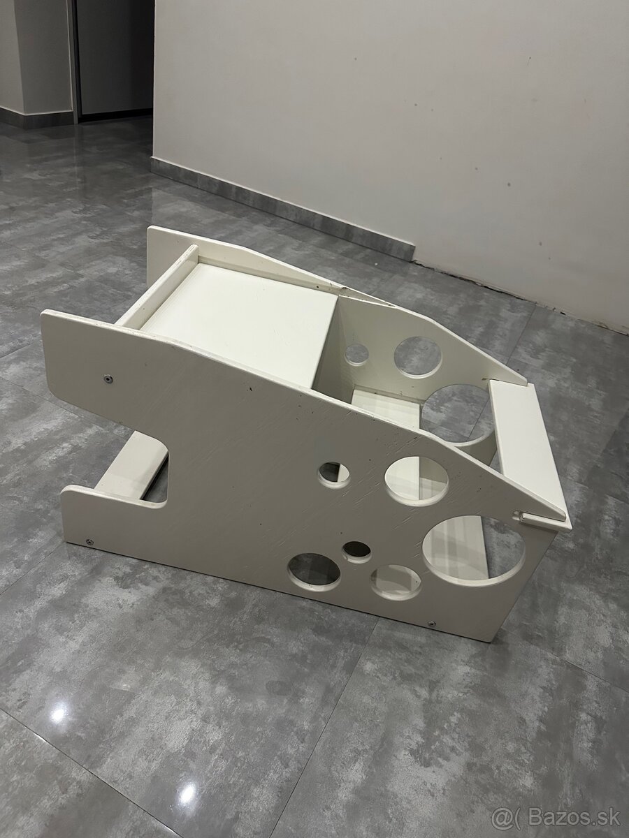 Učiaca veža a stolík 2 v 1 - 6