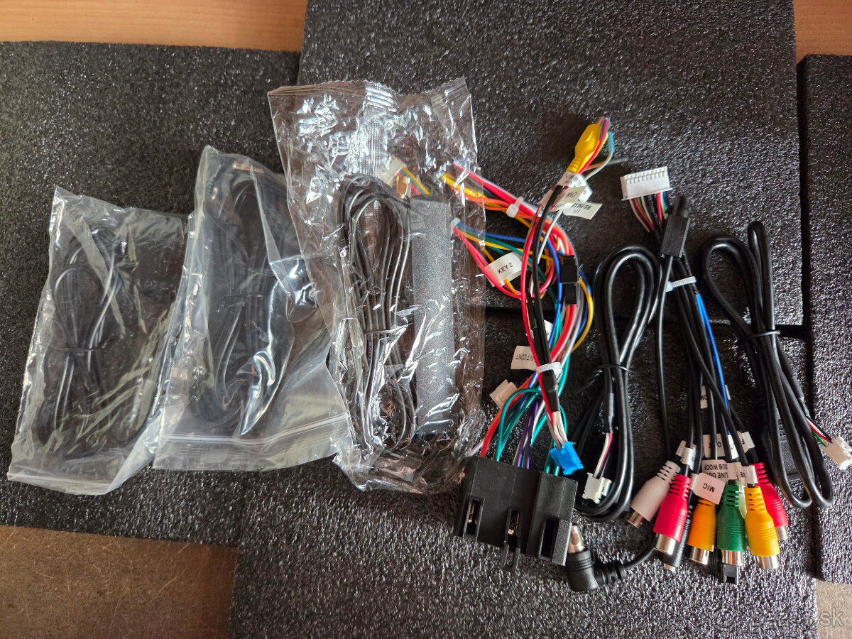 10" 2DIN autorádio s Androidom a GPS - 6