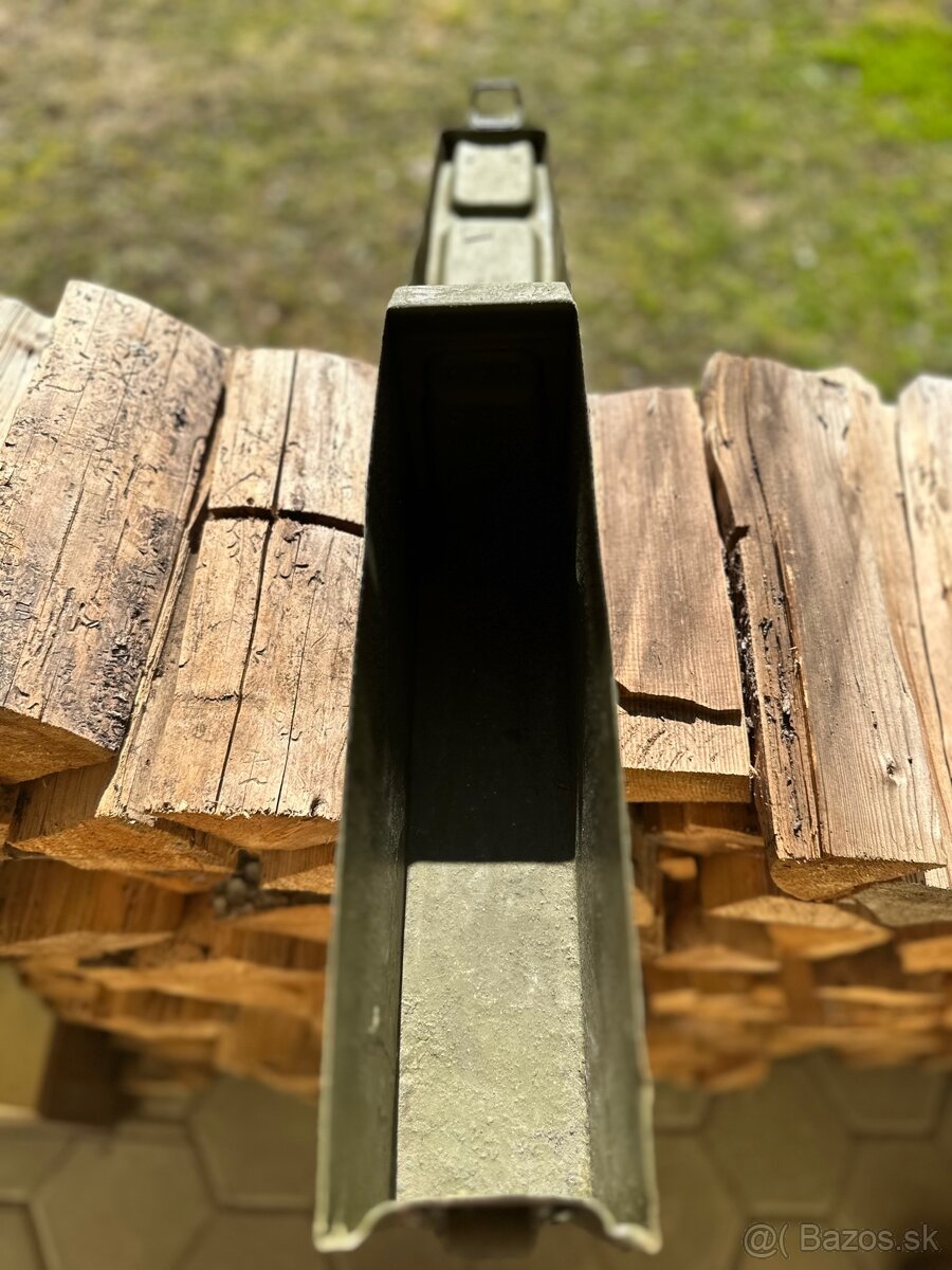 Kastlik k MG gulometu - 6