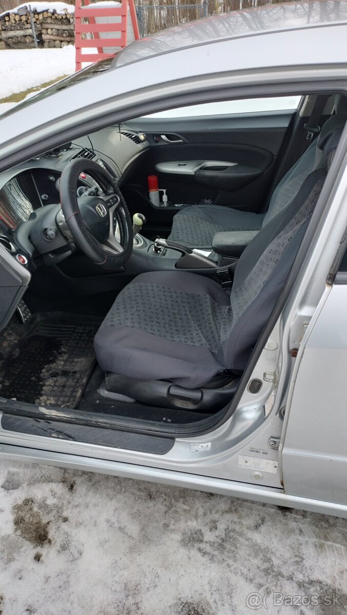 Honda Civic UFO 2.2 CTDi - 6