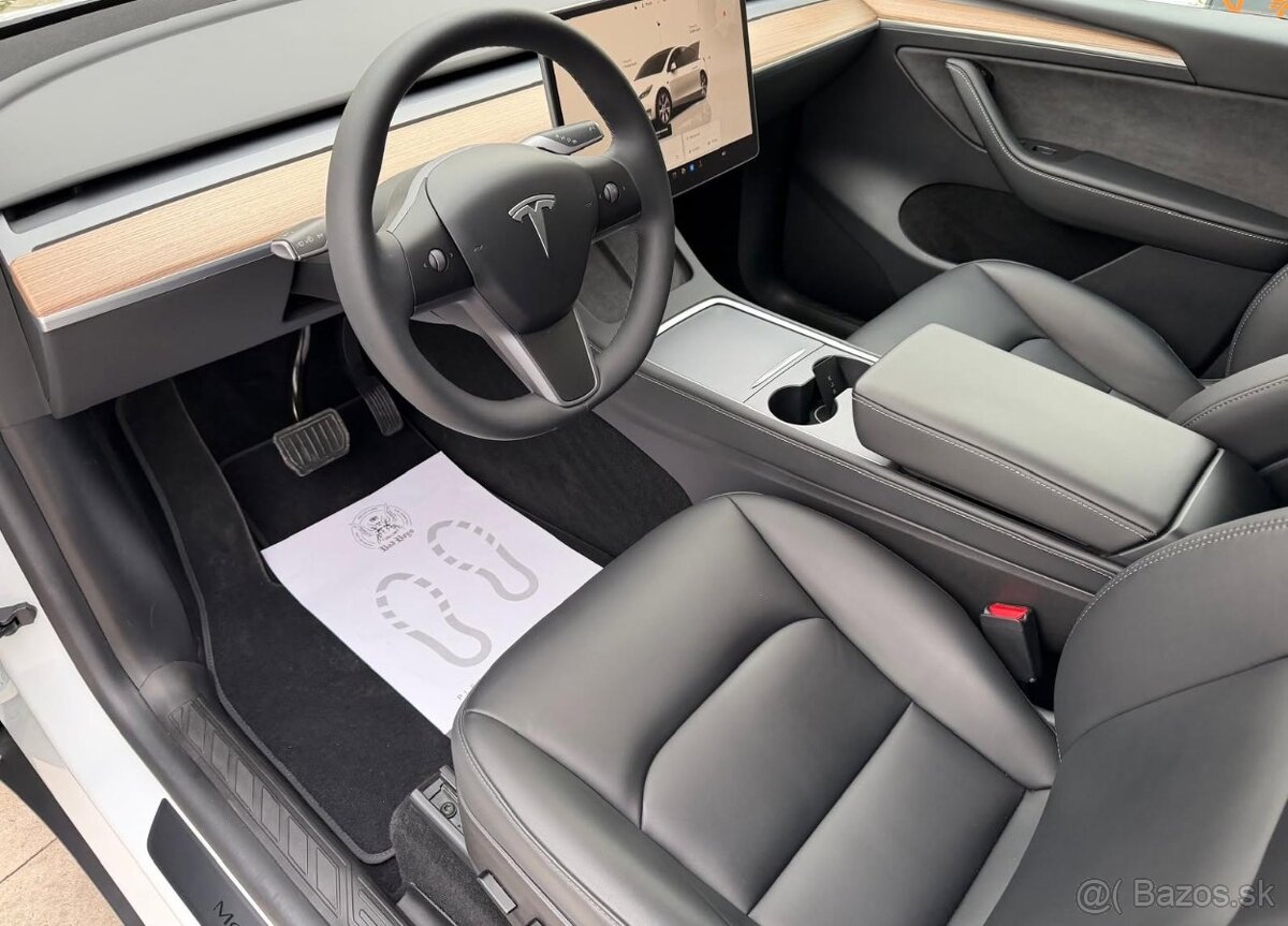 TESLA MODEL Y FACELIFT LONG RANGE DUAL MOTOR BLACK PACKET 4× - 6